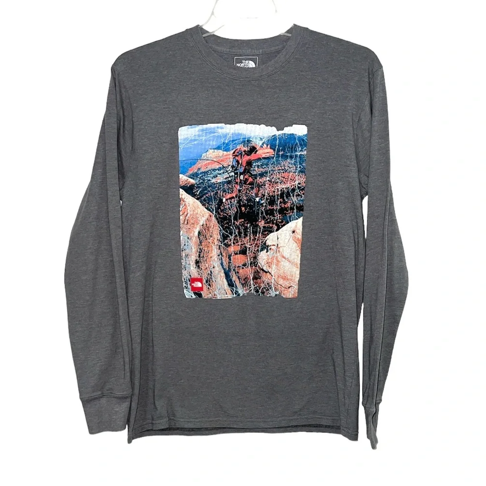 The North Face Men’s Graphic Long Sleeve T Shirt Size M Gray Classic Fit TNF